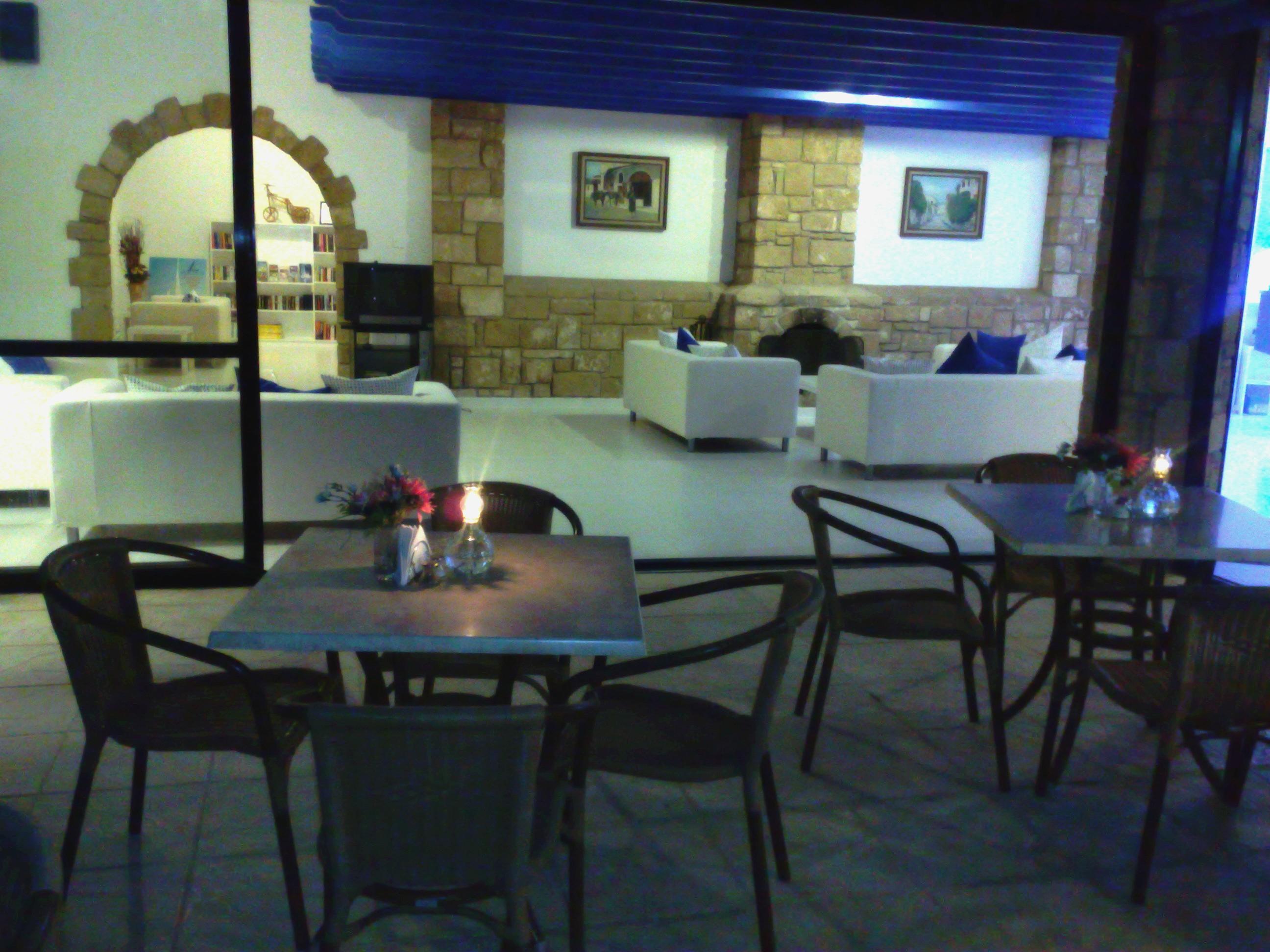 Hilltop Gardens Hotel Apartments Paphos Ngoại thất bức ảnh