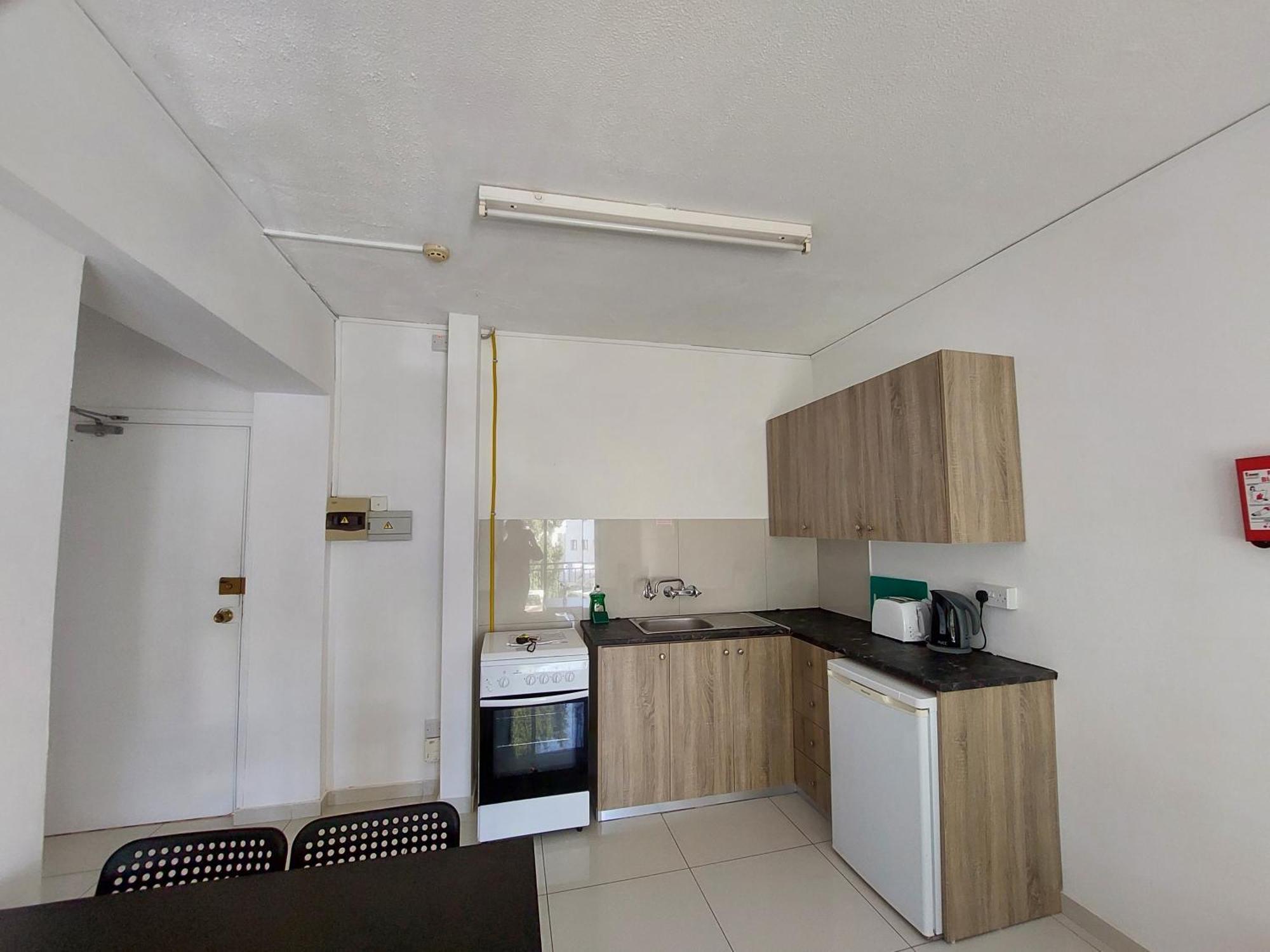 Hilltop Gardens Hotel Apartments Paphos Ngoại thất bức ảnh
